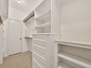 11711 Memorial Drive 13, Houston TX 77024