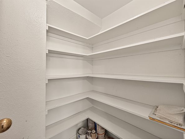 11711 Memorial Drive 13, Houston TX 77024