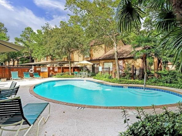 11711 Memorial Drive 13, Houston TX 77024