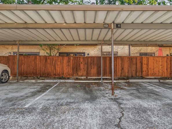 11711 Memorial Drive 13, Houston TX 77024