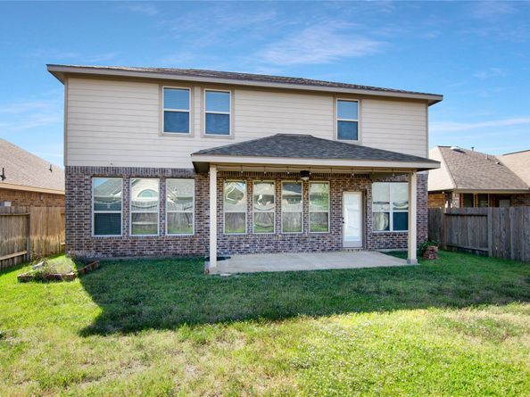 18218 Russett Green Drive, Tomball TX 77377