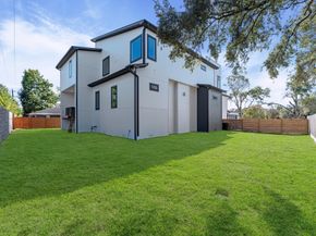 5014 N Braeswood Boulevard, Houston TX 77096