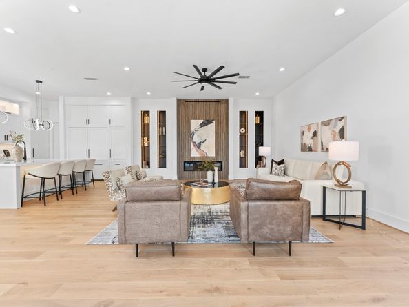 5014 N Braeswood Boulevard, Houston TX 77096