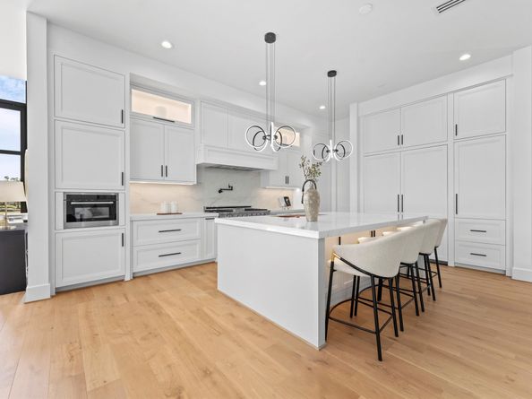 5014 N Braeswood Boulevard, Houston TX 77096