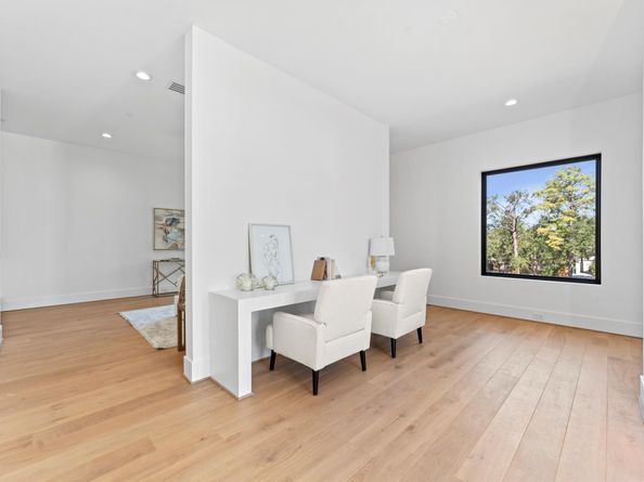 5014 N Braeswood Boulevard, Houston TX 77096