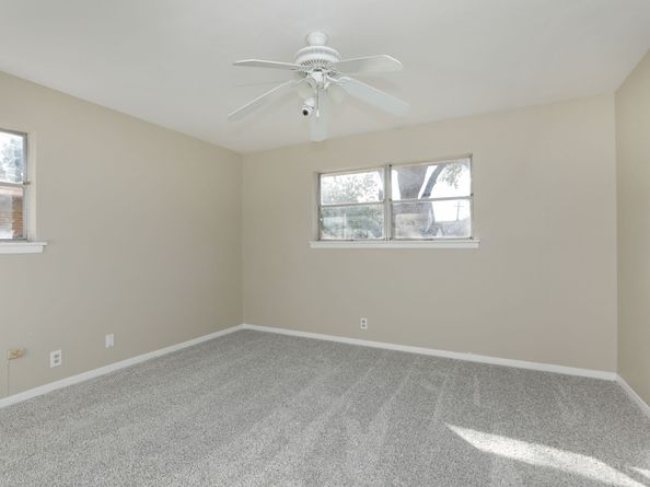 8235 Dover Street, Houston TX 77061