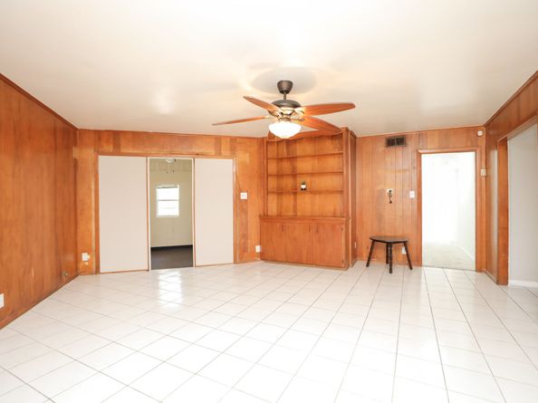 8235 Dover Street, Houston TX 77061