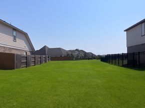 8907 Robin Song Trail, Houston TX 77028