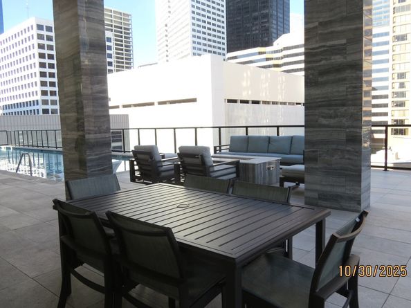 1211 Caroline Street 1005, Houston TX 77002