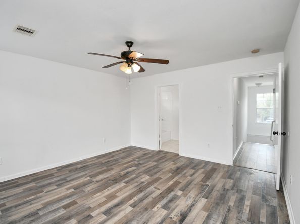 12002 Privada Saratoga Avenue, Houston TX 77076