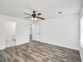 12002 Privada Saratoga Avenue, Houston TX 77076