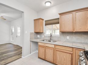 12002 Privada Saratoga Avenue, Houston TX 77076