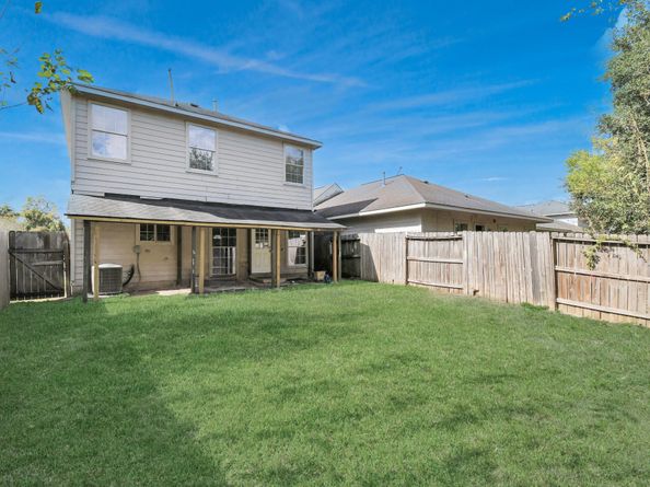 12002 Privada Saratoga Avenue, Houston TX 77076