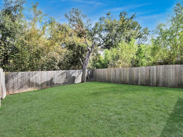 12002 Privada Saratoga Avenue, Houston TX 77076