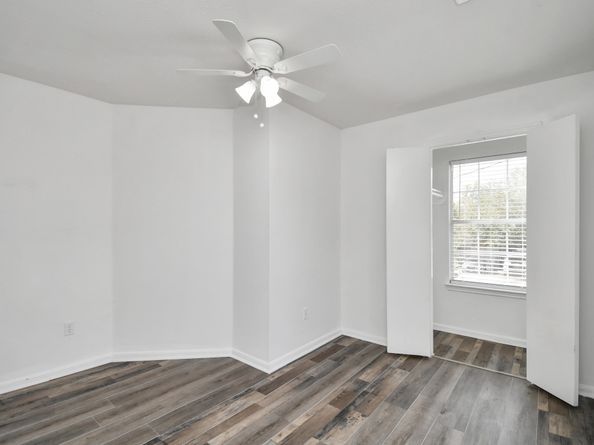 12002 Privada Saratoga Avenue, Houston TX 77076