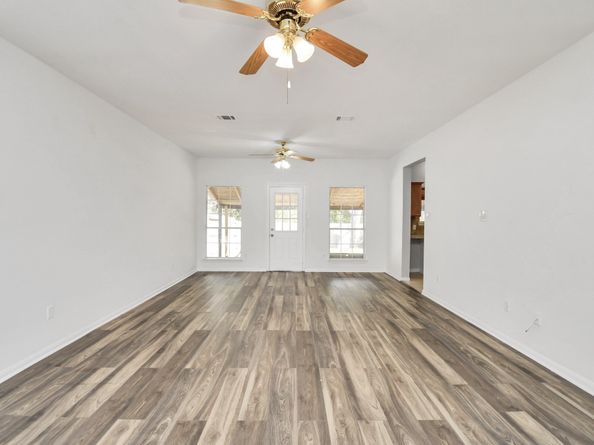 12002 Privada Saratoga Avenue, Houston TX 77076