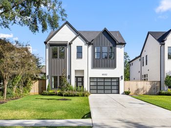 1032 W 41st Street