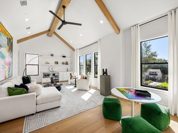 1032 W 41st Street, Houston TX 77018