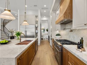 1032 W 41st Street, Houston TX 77018