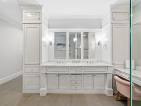 4915 Chenevert Street, Houston TX 77004