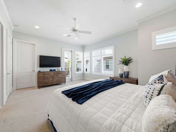 4915 Chenevert Street, Houston TX 77004