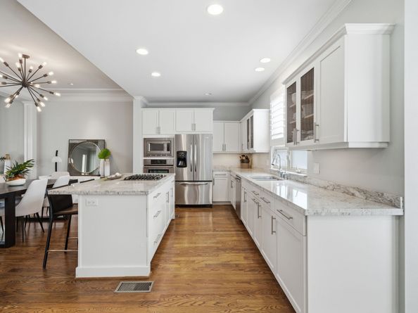 4915 Chenevert Street, Houston TX 77004