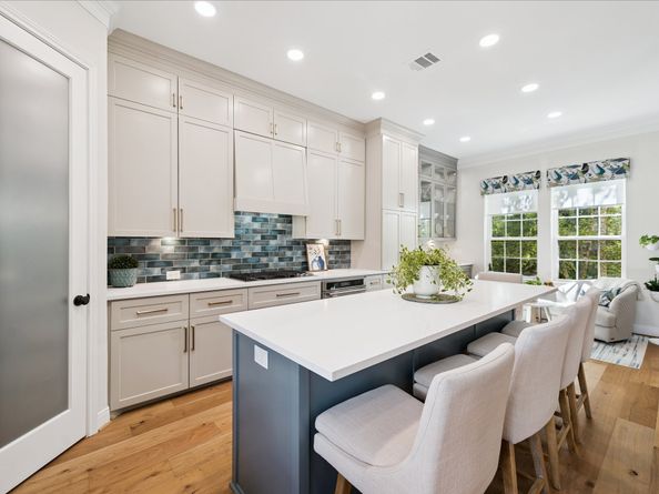 107 Low Country Lane, The Woodlands TX 77380