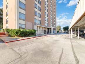 7520 Hornwood Drive 207W, Houston TX 77036