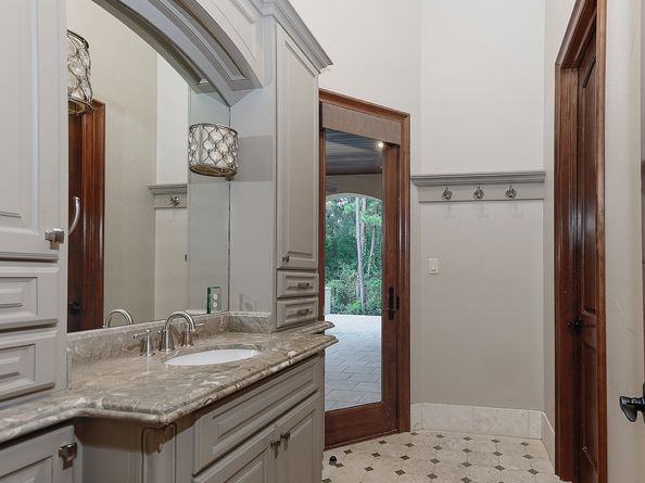 230 S Fazio Way, The Woodlands TX 77389