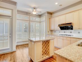 1515 Hyde Park Boulevard 2, Houston TX 77006