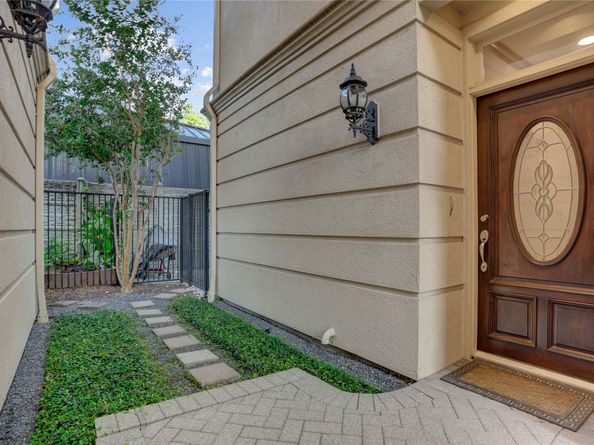 1515 Hyde Park Boulevard 2, Houston TX 77006