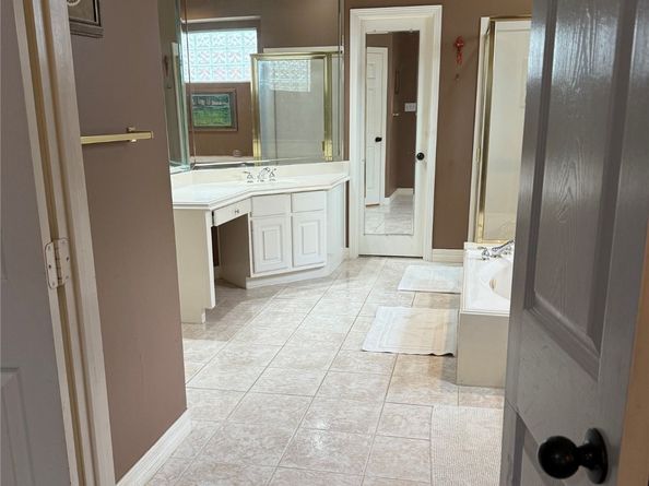 2443 Riverway Oak Drive, Houston TX 77345