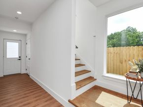 235 Julia Street B, Houston TX 77022