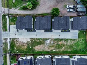 235 Julia Street B, Houston TX 77022