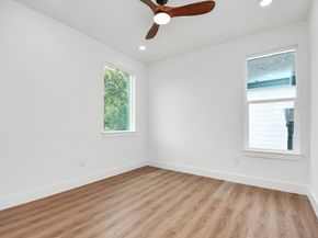 235 Julia Street B, Houston TX 77022