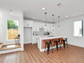 235 Julia Street B, Houston TX 77022