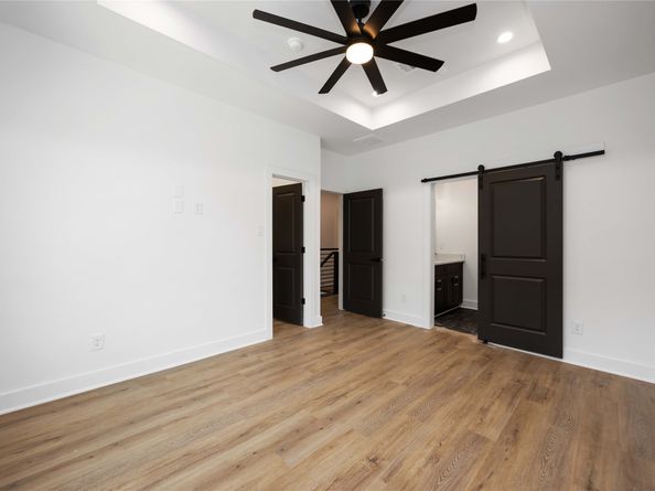 2107 Esther Drive A/B, Houston TX 77088