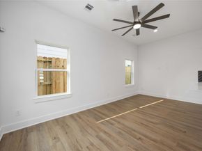 2107 Esther Drive A/B, Houston TX 77088