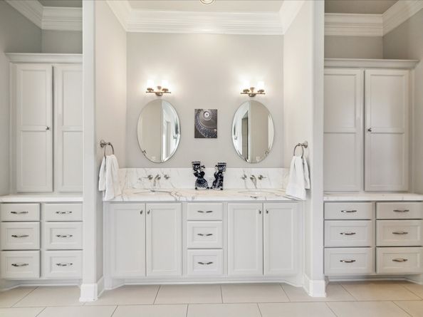 1202 Meadowlark Lane, Sugar Land TX 77478