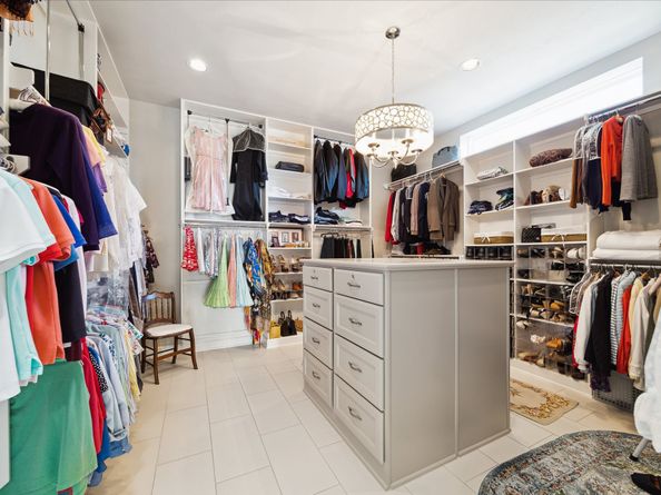 1202 Meadowlark Lane, Sugar Land TX 77478