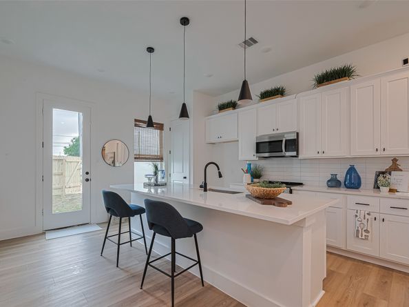 1462 Ferguson Way, Houston TX 77088