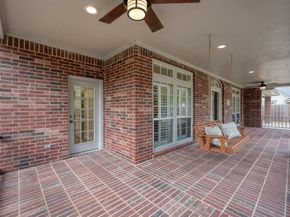 7 Cross Lake Drive, The Woodlands TX 77382