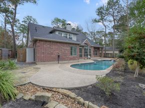 7 Cross Lake Drive, The Woodlands TX 77382