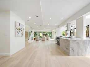 2135 Quenby Street, Houston TX 77005