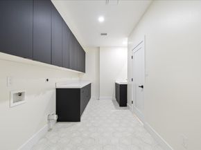 2135 Quenby Street, Houston TX 77005