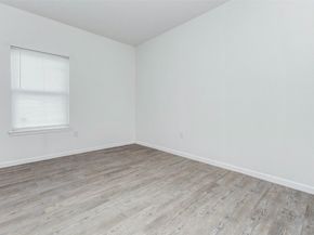 319 N Carolina Street, Houston TX 77029