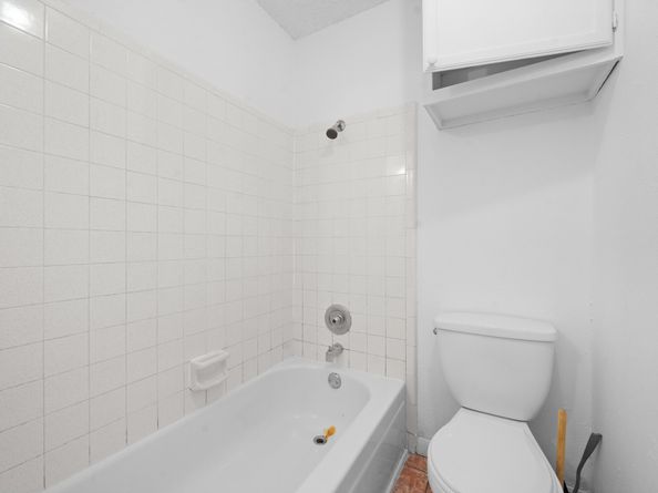 13527 Avonshire Drive, Houston TX 77083