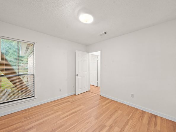 13527 Avonshire Drive, Houston TX 77083