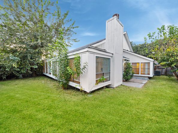 13527 Avonshire Drive, Houston TX 77083