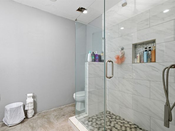 2017 Sadler Street, Houston TX 77093